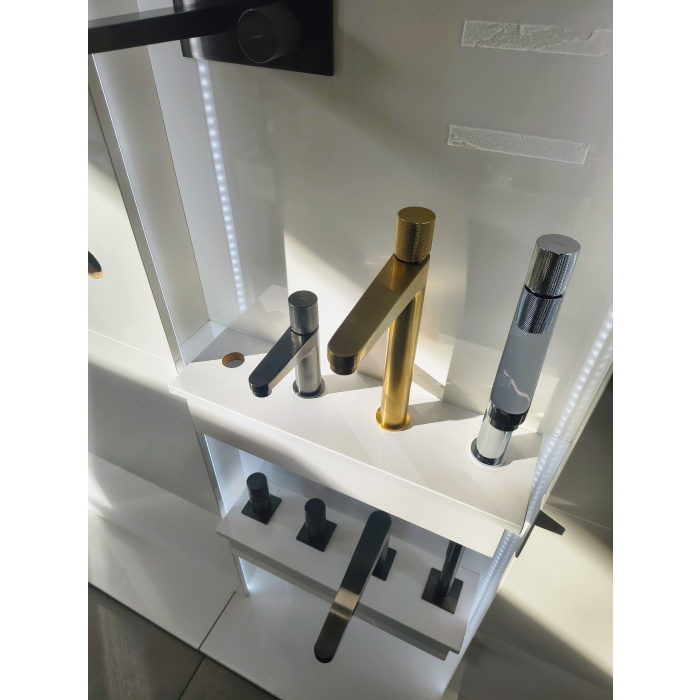 Wyprzedaż z ekspozycji Salon Romax Marywilska 44 Warszawa Omnires